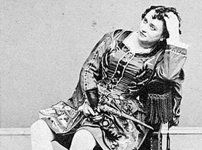 Lesbian / Bi Opera Singer: Felicita Vestvali